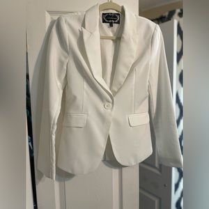 Classic white blazer!